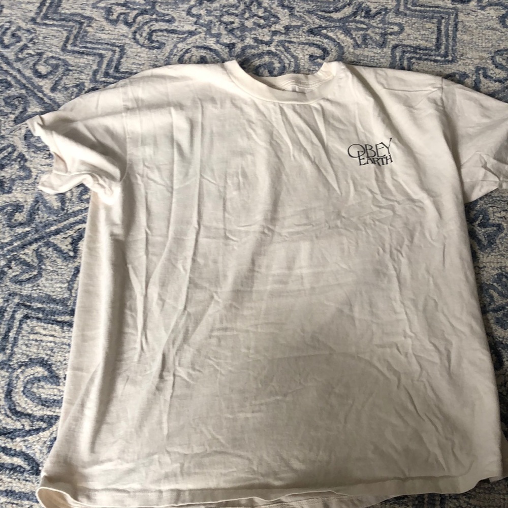 Obey earth cream t shirt